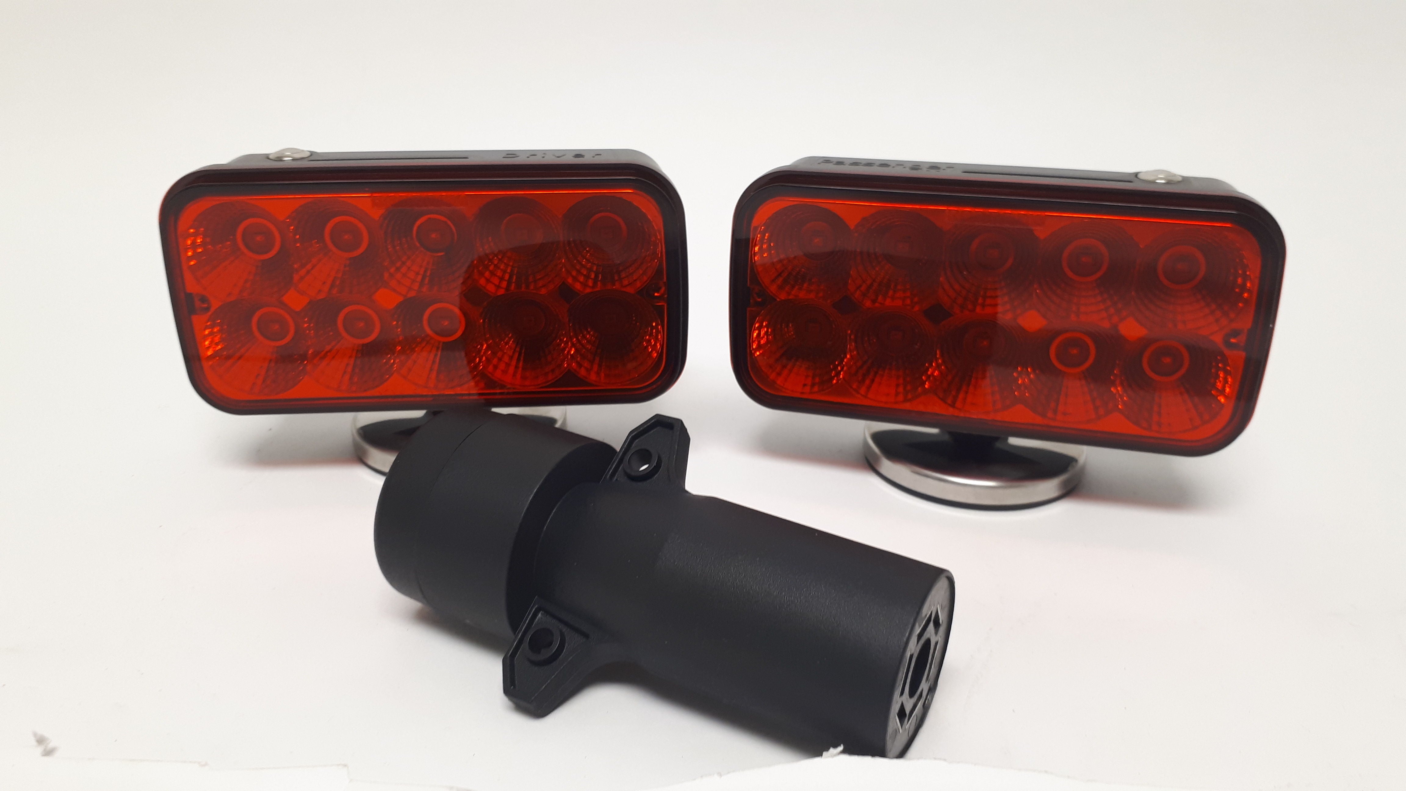 Tow Rite 211010 - Wireless Tow Light Set on Magnetic Base