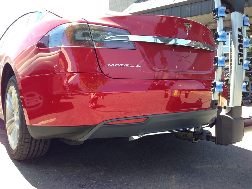 Torklift X7201S - 12-21 Pré-rafraîchissement Tesla Model S Stealth EcoHitch en acier inoxydable